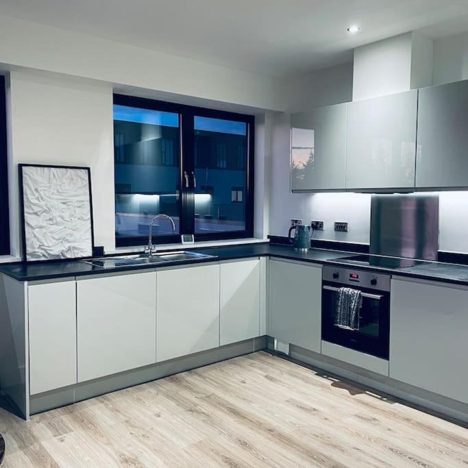 New One Bedroom Luxury Apartment In Solihull Kültér fotó